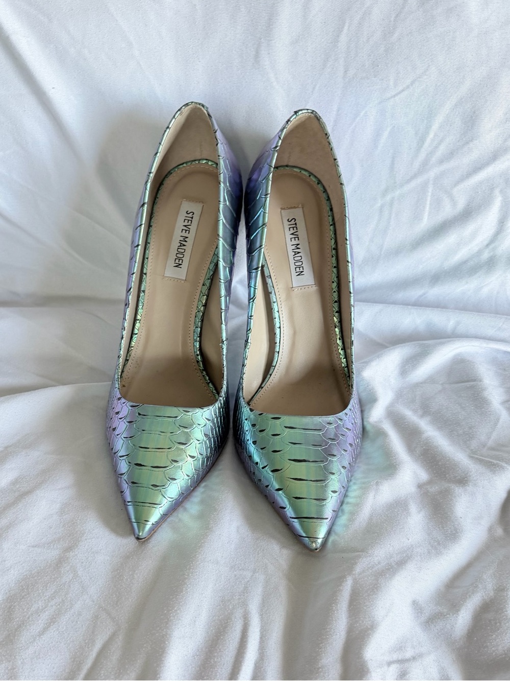 Steve Madden Iridescent Mermaid-Scale Pointed Pumps - Purple/Green/Blue